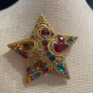 Vintage Gold Star Rhinestone Brooch or Pendant